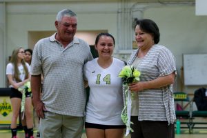 uha-volleyall-senior-night-3