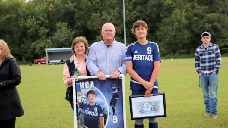 hca-soccer-senior-night-24