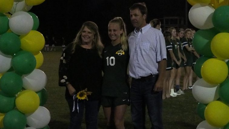 uha-senior-night-9