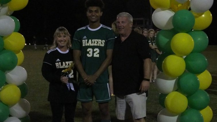 uha-senior-night-11