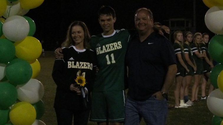 uha-senior-night-13