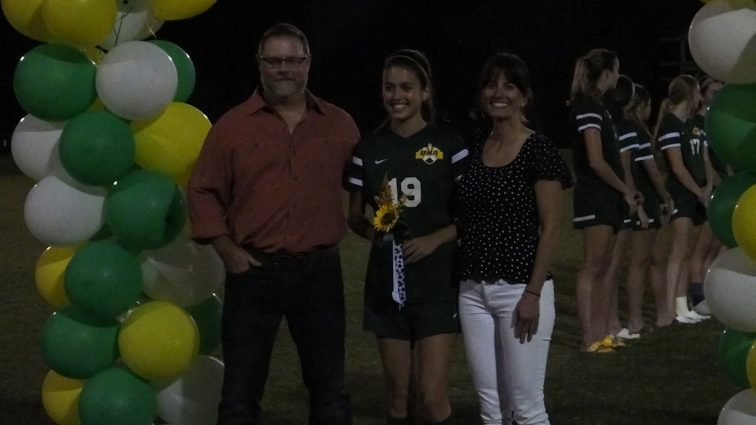 uha-senior-night-22