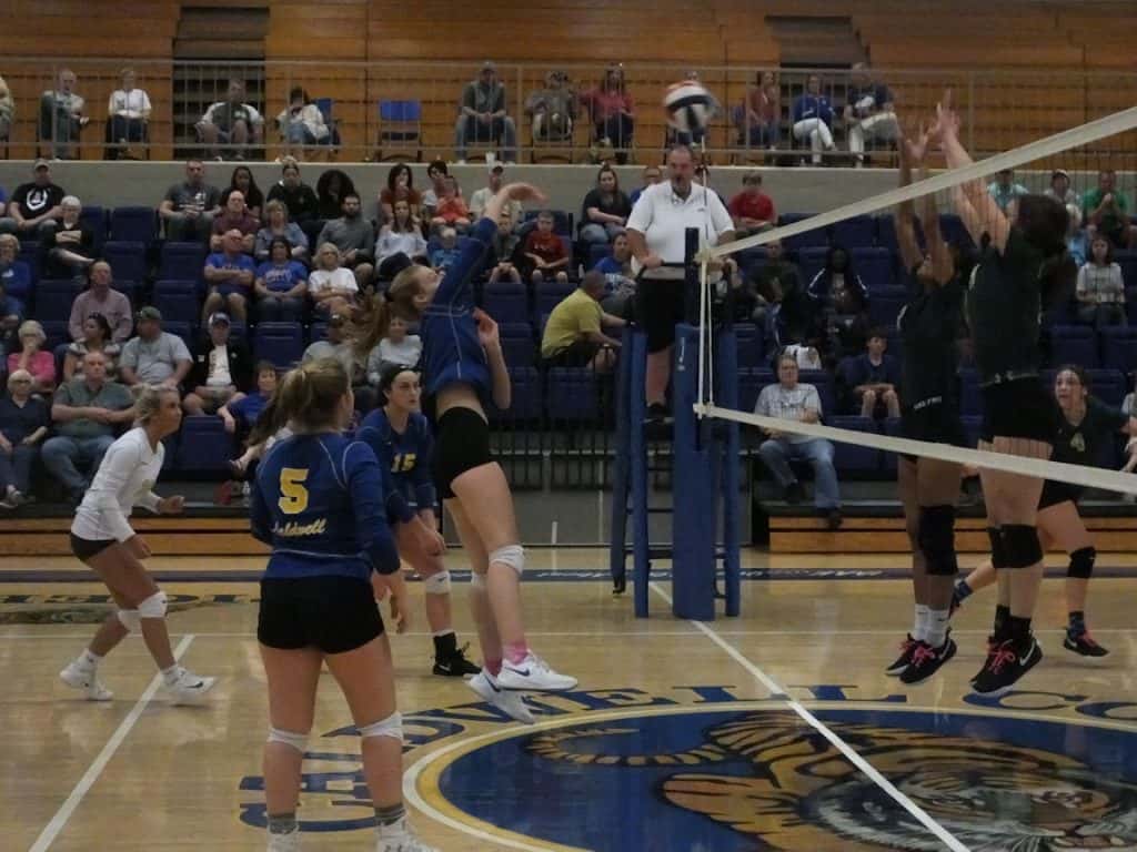PHOTOS – Caldwell County Defeats UHA | Your Sports Edge 2021