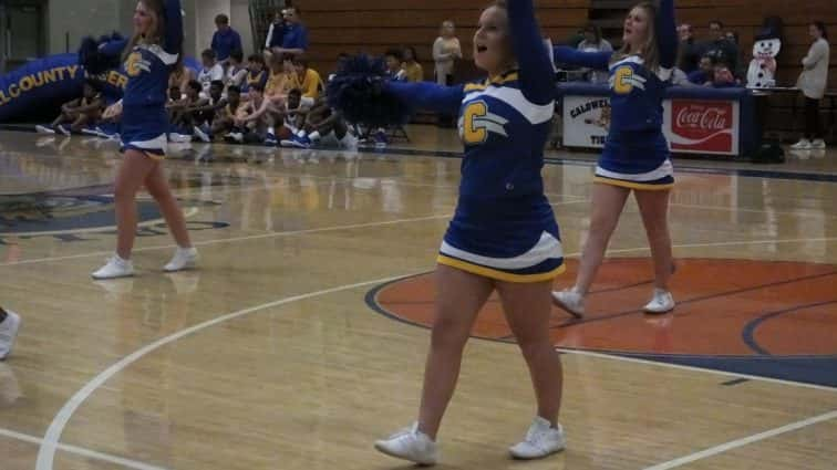 caldwell-cheerleaders-4