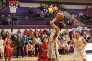 lyons-basketball-vs-livingston-12