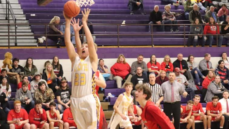 lyons-basketball-vs-livingston-18