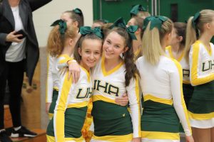 uha-cheerleaders-6