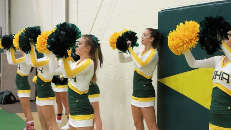 uha-cheerleaders-21