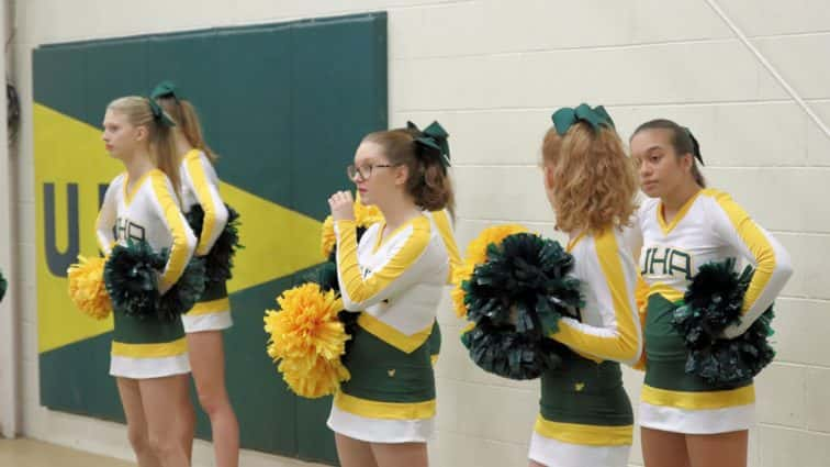 uha-cheerleaders-54