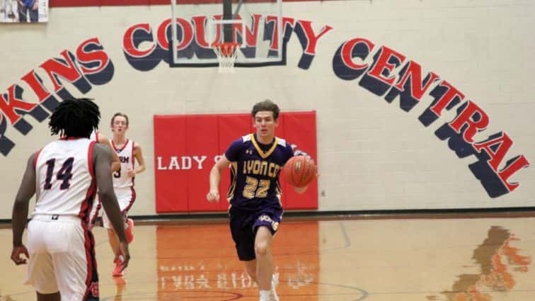 lyon-vs-hopkins-central-11