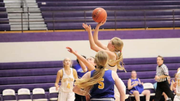 lady-lyons-vs-st-marys-35