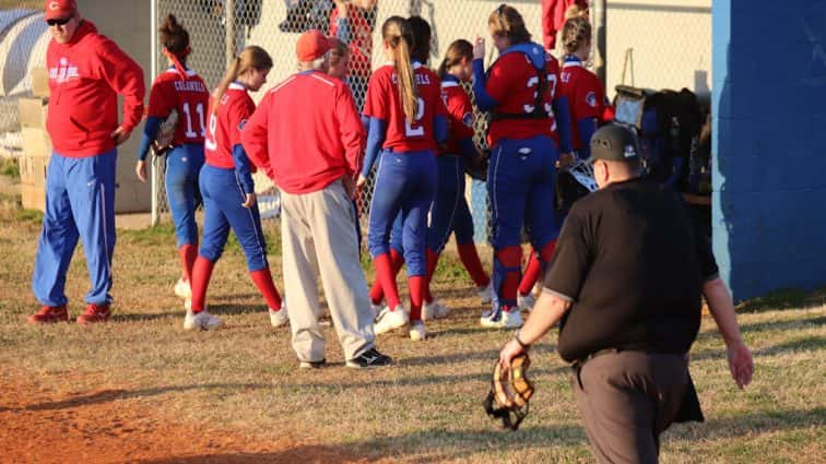 fort-campbell-softball-vs-christian-co-16