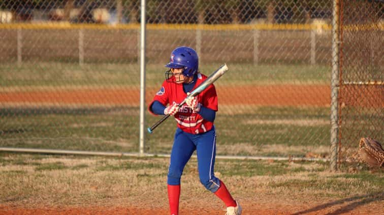 fort-campbell-softball-vs-christian-co-62