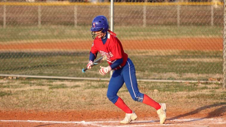 fort-campbell-softball-vs-christian-co-65