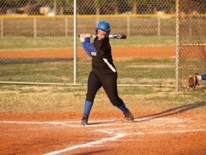 fort-campbell-softball-vs-christian-co-78