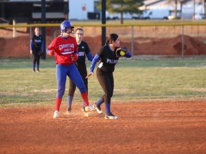 fort-campbell-softball-vs-christian-co-88