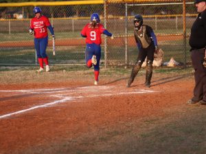 fort-campbell-softball-vs-christian-co-101