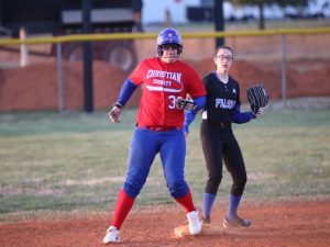 fort-campbell-softball-vs-christian-co-115