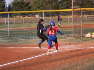 fort-campbell-softball-vs-christian-co-110