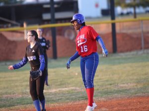 fort-campbell-softball-vs-christian-co-122