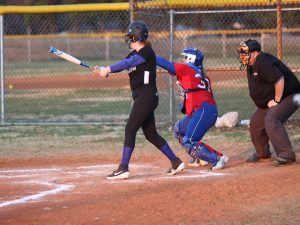 fort-campbell-softball-vs-christian-co-138