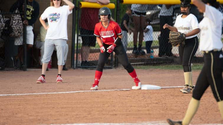 lady-rebels-at-lady-panthers-4-16-15