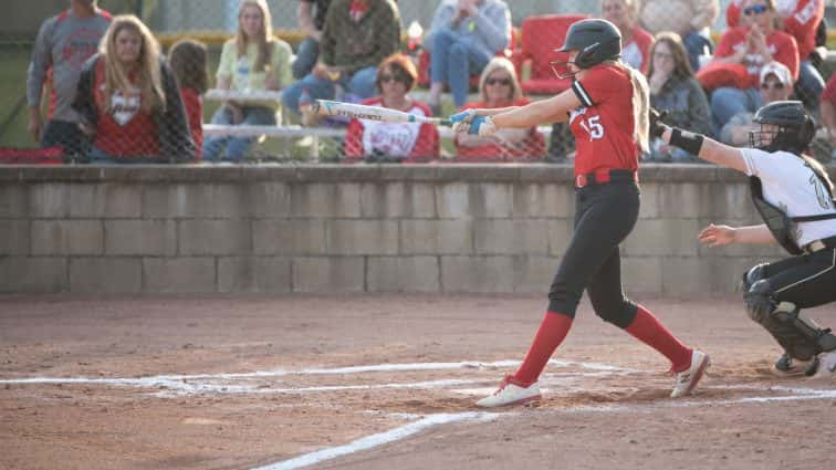 lady-rebels-at-lady-panthers-4-16