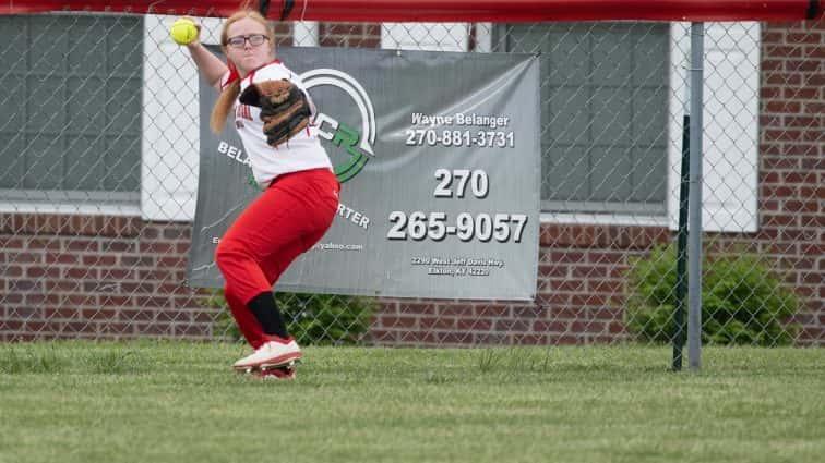 softball-lc-at-todd-4-23-19-2