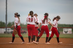 softball-lc-at-todd-4-23-19-8