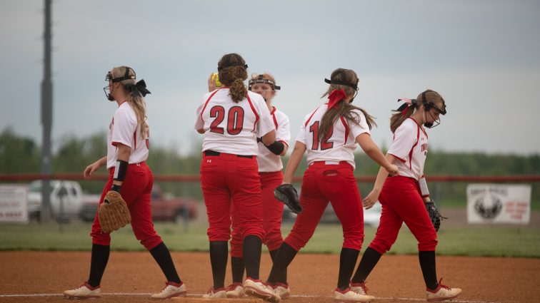 softball-lc-at-todd-4-23-19-8