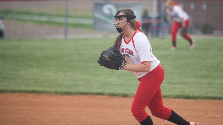 softball-lc-at-todd-4-23-19-5