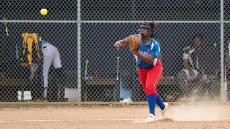 christian-county-at-logan-softball-4-27-34