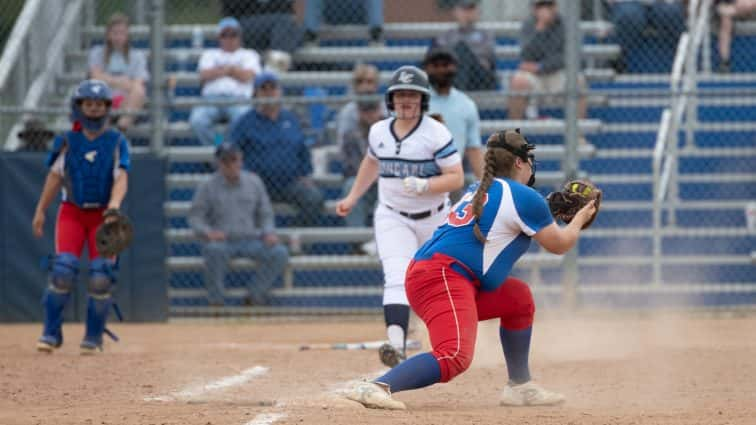 christian-county-at-logan-softball-4-27-35