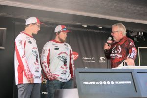 flw-weigh-in-11