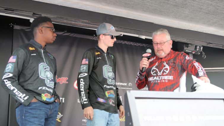 flw-weigh-in-74