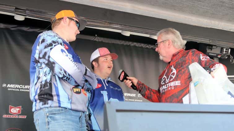 flw-weigh-in-56