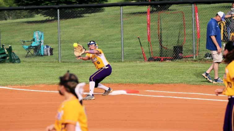 lady-lyons-v-lady-tigers-19