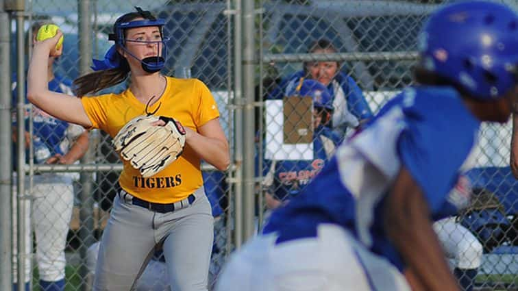 caldwell-softball-for-story-6