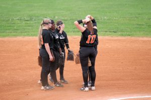 lady-falcons-vs-lady-tigers-22