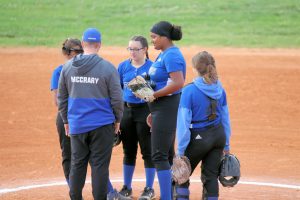 lady-falcons-vs-lady-tigers-44