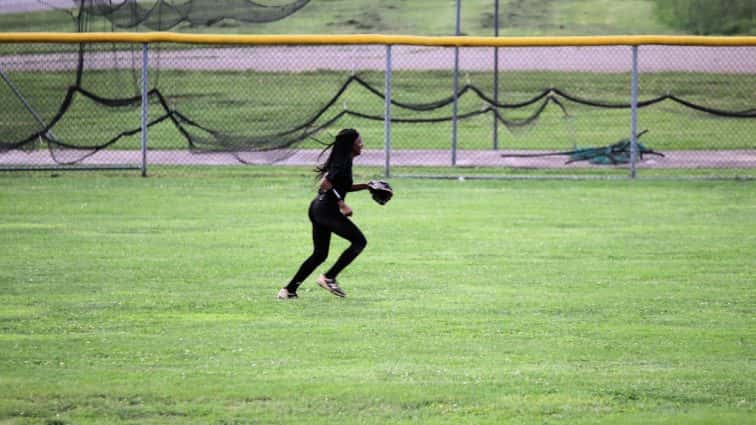 lady-falcons-vs-lady-tigers-46