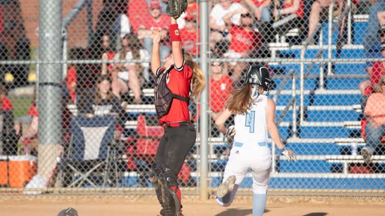 lady-rebels-at-district-5-20-19-18-2