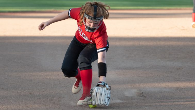 lady-rebels-at-district-5-20-19-20-2