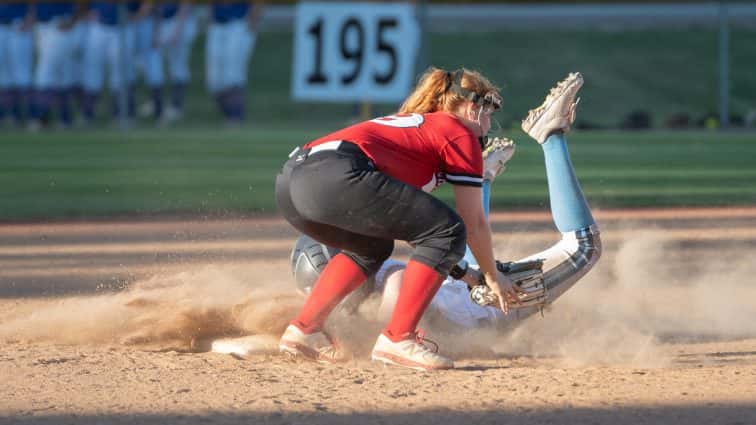 lady-rebels-at-district-5-20-19-22-2