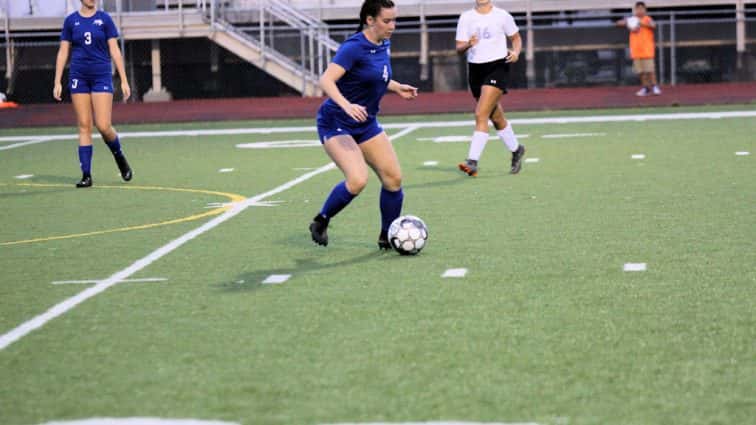 lady-falcons-vs-crittenden-co-19-2
