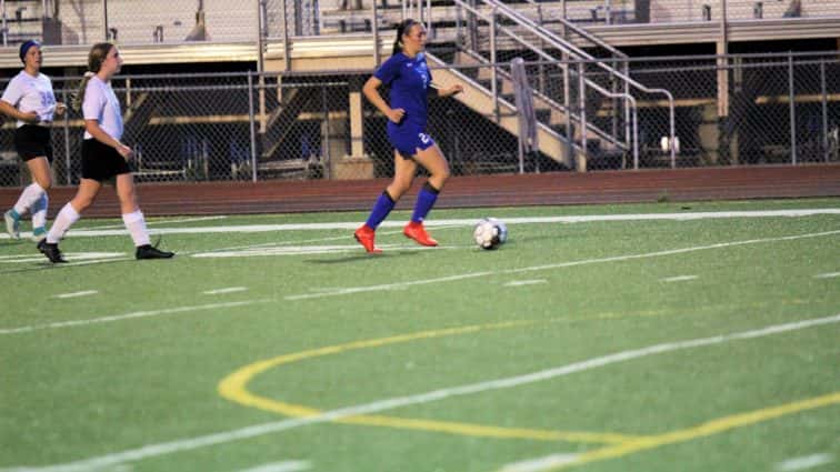 lady-falcons-vs-crittenden-co-147-2