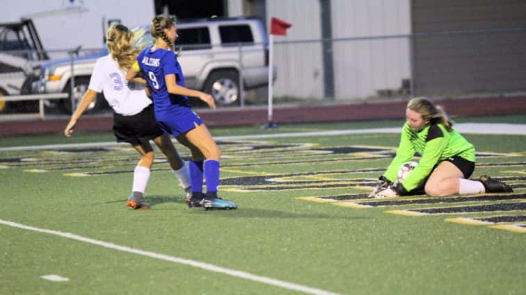 lady-falcons-vs-crittenden-co-161-2