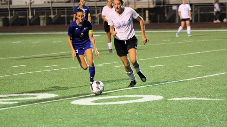 lady-falcons-vs-crittenden-co-167-2