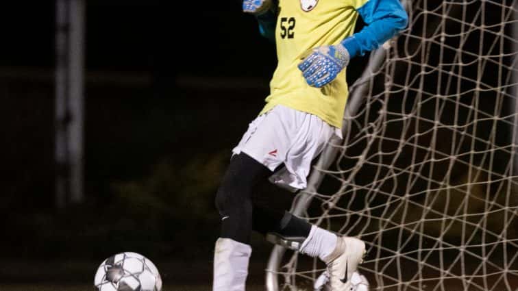 tc-at-lc-boys-soccer-19