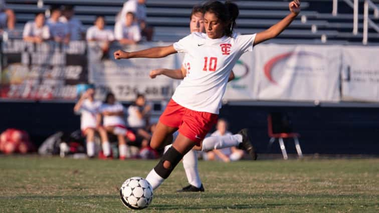 tc-at-lc-girls-soccer-21